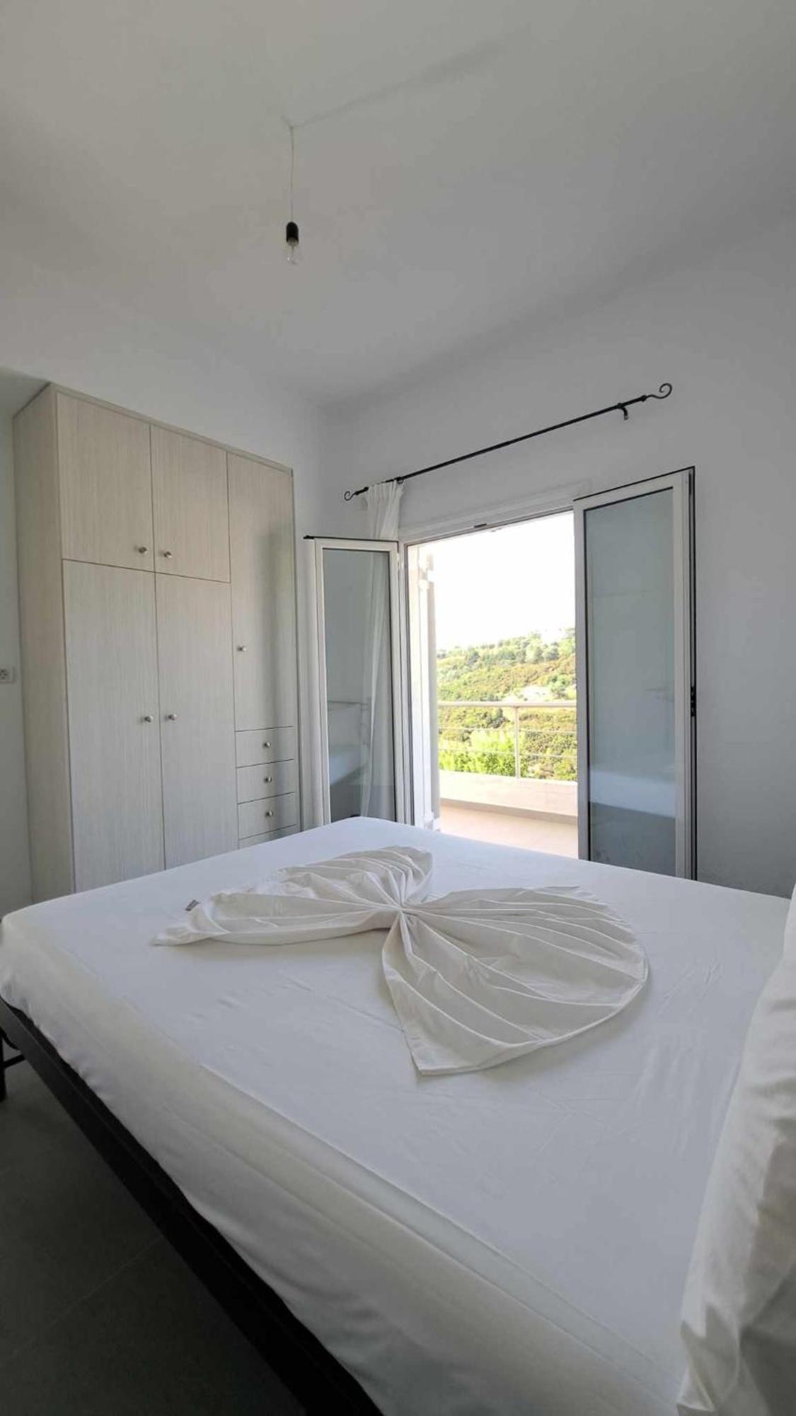 Paradise View Himare Quarto foto